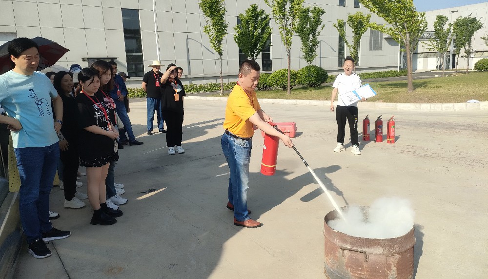 公司開展消防安全教育宣傳活動